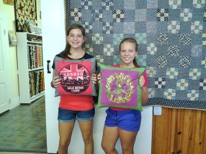 T-Shirt Pillow Class with 'Tweens